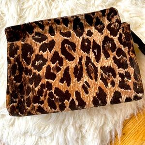 Leopard Print Women's Bag Dolce & Gabanna very vintage made very well